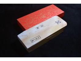 Природний камінь Yaginoshima Suita 1760g