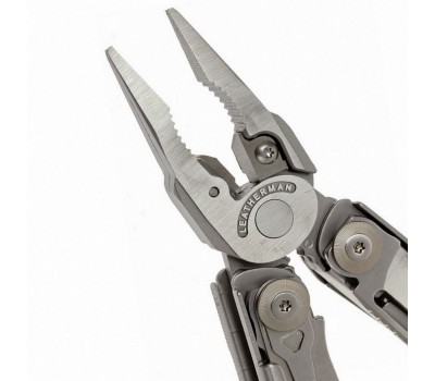 Мультитул Leatherman Surge